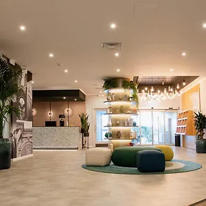 هوليداي إن ميلان أساجو فندق