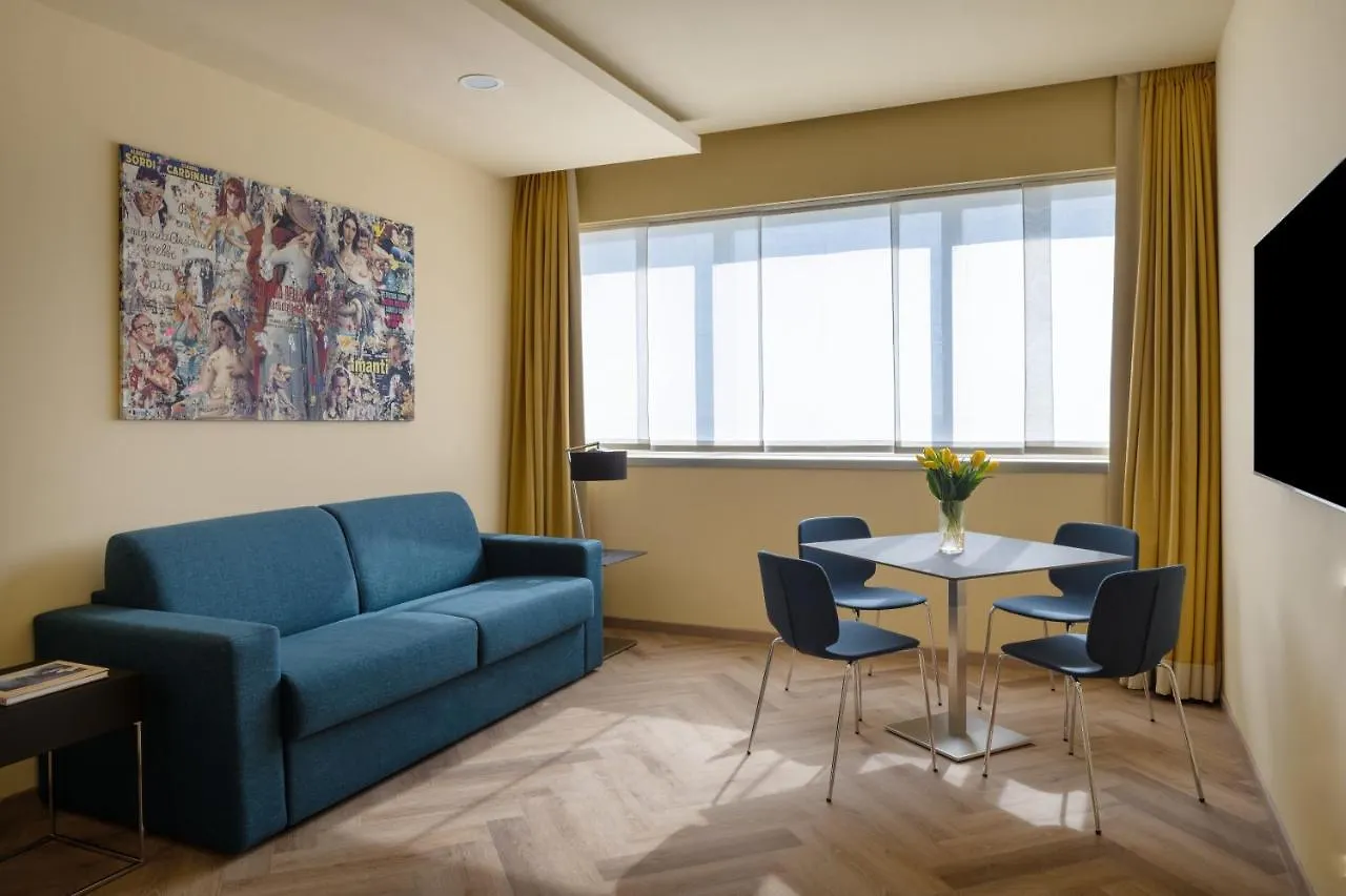 Una Hotels Malpensa Cerro Maggiore 4*,